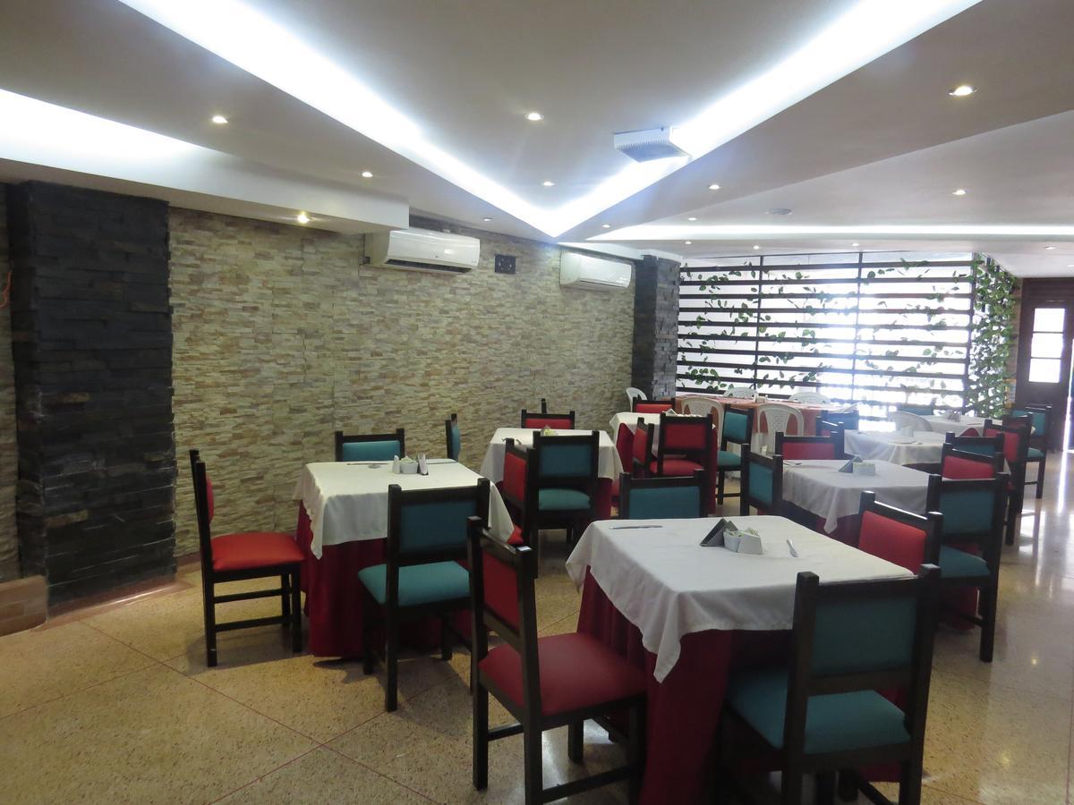 Hotel Leon Dorado Букараманга Екстериор снимка